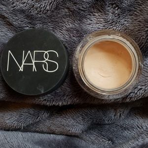 NARS Makeup - NARS Soft Matte Complete Concealer NARS Makeup - NARS Soft Matte Complete Concealer